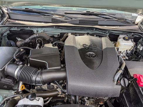 Used 2023 Toyota Tacoma TRD Off-Road w/ TRD Premium Off Road Package image 27