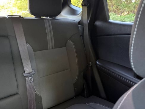 Used 2025 Chevrolet Blazer LT FWD image 38
