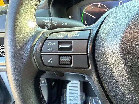 Certified 2025 Honda Accord Sport image 22