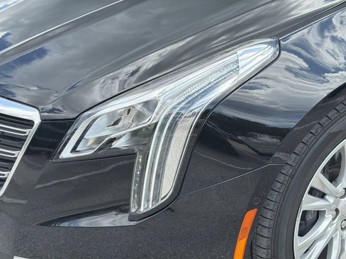 Used 2018 Cadillac XTS Luxury FWD image 6