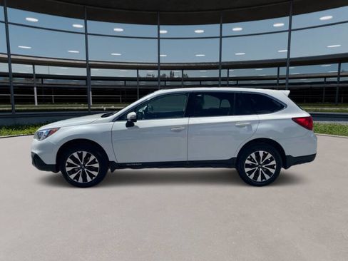 Used 2017 Subaru Outback 2.5i Limited image 9
