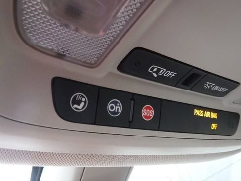 Used 2019 Buick Regal Preferred image 29