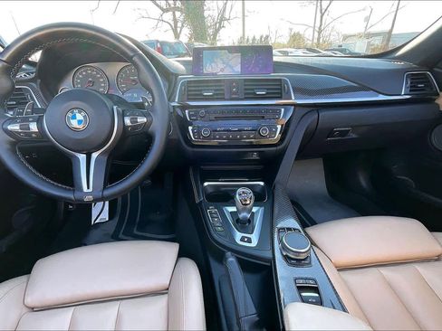 Used 2018 BMW M4 Convertible w/ Competition Package image 14