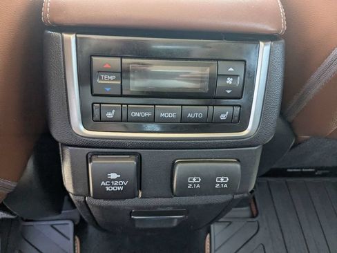 Used 2019 Subaru Ascent Touring w/ Popular Package #2 AWD/4WD image 16