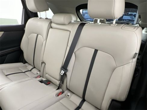 Certified 2024 MAZDA CX-90 Plug-In Hybrid w/ Preferred image 23