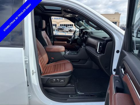 Used 2024 GMC Sierra 2500 Denali Ultimate image 14