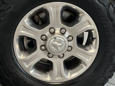 Used 2024 RAM 2500 Big Horn AWD/4WD image 61
