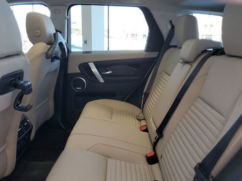 Used 2025 Land Rover Discovery Sport S image 27