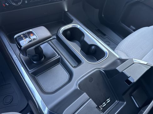 Used 2023 Chevrolet Silverado 1500 RST w/ Z71 Off-Road Package image 22