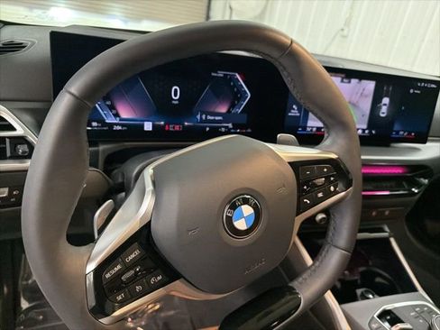 Used 2025 BMW 230i Coupe w/ Premium Package RWD image 32