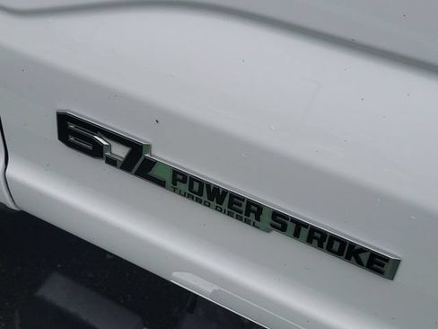Certified 2025 Ford F250 Lariat w/ Chrome Package AWD/4WD image 6