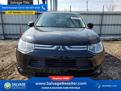 Used 2014 Mitsubishi Outlander SE image 7