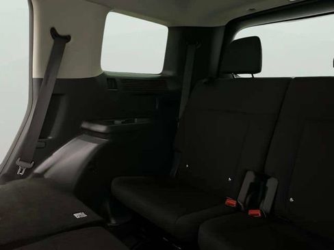 Used 2026 Hyundai Santa Fe SE FWD image 36