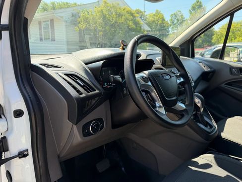 Used 2019 Ford Transit Connect XL w/ CNG/LPG Engine Prep Package FWD image 10
