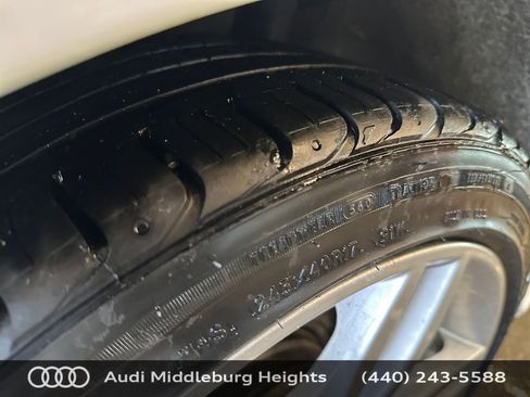 Used 2013 Mercedes-Benz C 300 4MATIC Sedan image 31