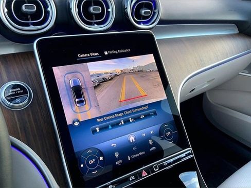 Used 2025 Mercedes-Benz C 300 4MATIC Sedan image 23