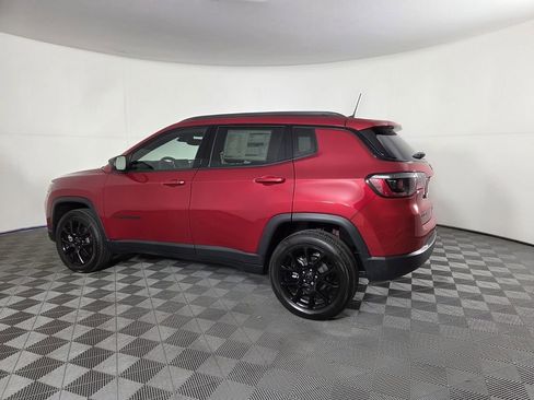 New 2026 Jeep Compass Latitude image 6