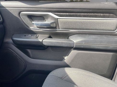 Used 2023 RAM 1500 Big Horn AWD/4WD image 29