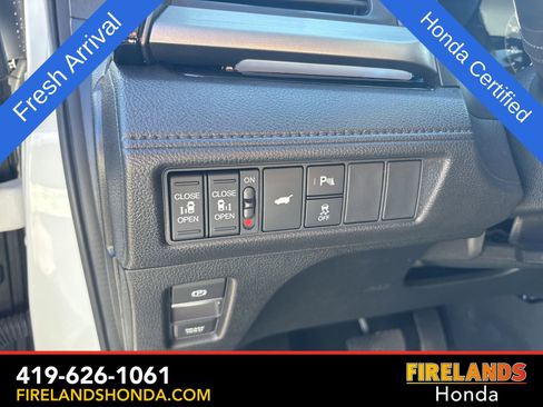 New 2025 Honda Odyssey Touring image 19