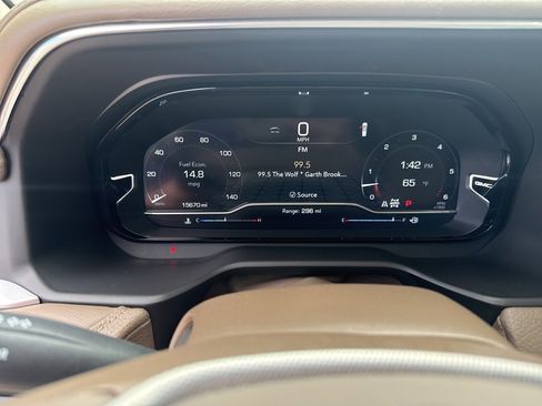 Used 2024 GMC Yukon Denali image 5