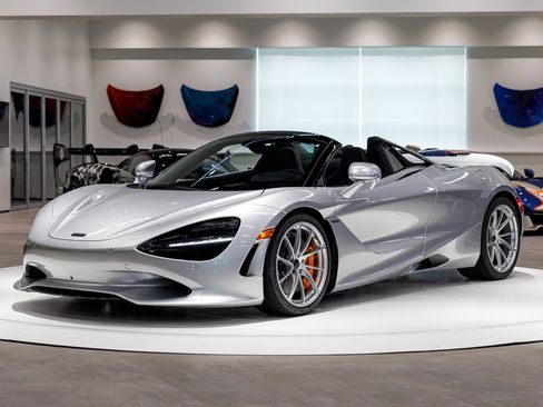 New 2026 McLaren 750S Spider image 2