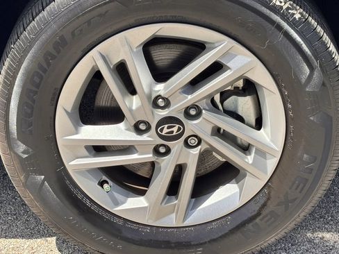 Used 2025 Hyundai Tucson SE FWD image 4