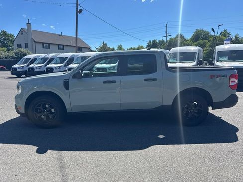 Used 2022 Ford Maverick XLT w/ Equipment Group 300A Standard AWD/4WD image 2