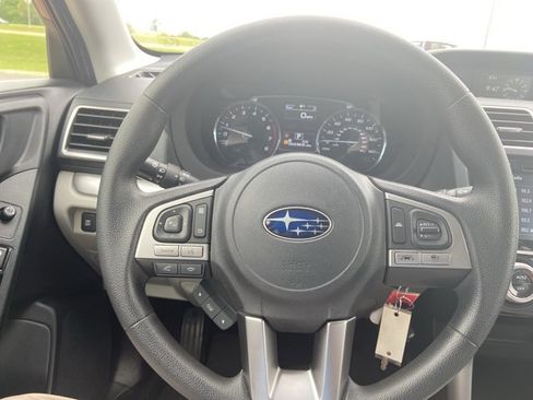 Used 2018 Subaru Forester 2.5i Premium AWD/4WD image 29