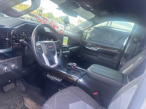 Used 2026 GMC Sierra 1500 Elevation w/ Elevation Premium Package AWD/4WD image 4