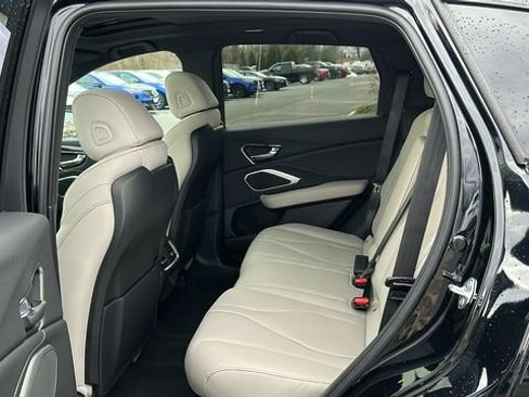 Used 2026 Acura RDX SH-AWD image 23