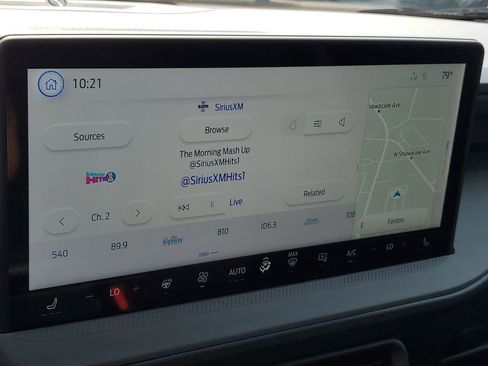 New 2025 Ford Maverick Lariat w/ Black Appearance Package image 17