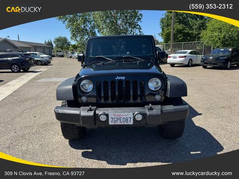 Used 2015 Jeep Wrangler Unlimited Sport w/ Quick Order Package 24S AWD/4WD image 3