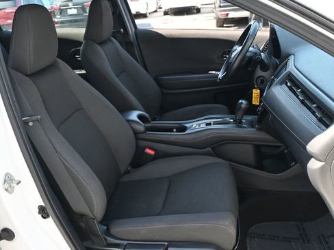 Used 2019 Honda HR-V Sport image 15