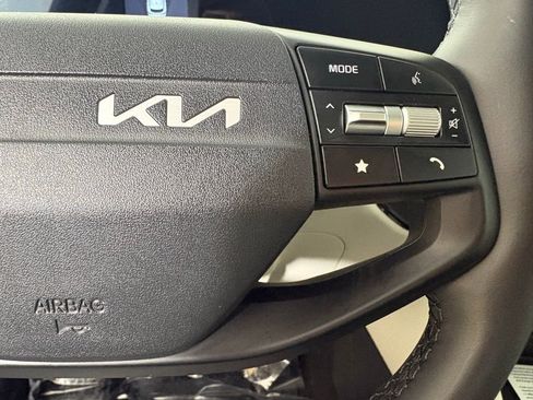 New 2026 Kia Sportage EX FWD image 24