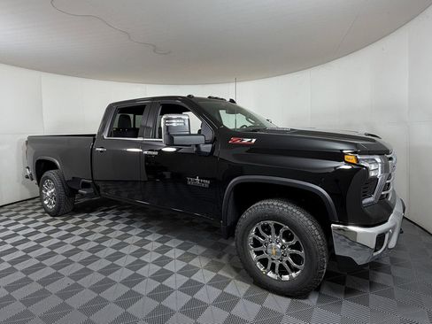 New 2026 Chevrolet Silverado 3500 LTZ w/ LTZ Texas Edition image 1