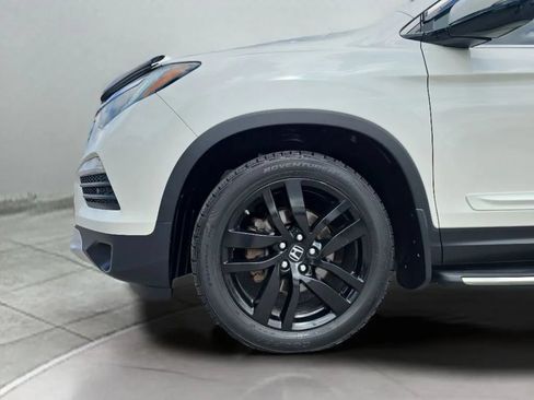 Used 2018 Honda Pilot Elite image 30