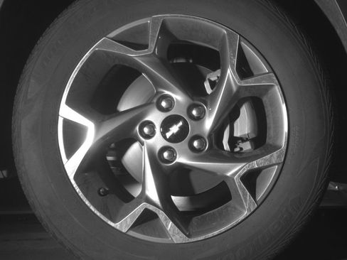 Used 2025 Chevrolet Trax LT FWD image 13