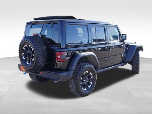 Used 2025 Jeep Wrangler Unlimited Rubicon 4xe w/ Safety Group image 6