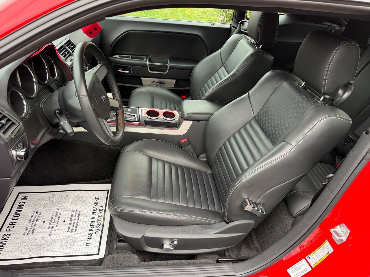 Used 2010 Dodge Challenger SE RWD image 11