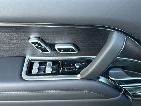 New 2026 Land Rover Range Rover SE AWD/4WD image 13
