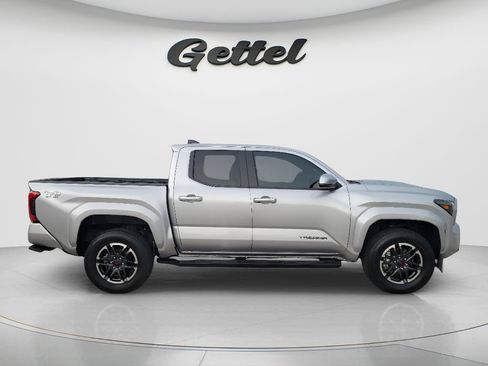 Certified 2025 Toyota Tacoma TRD Sport RWD image 3