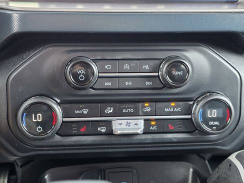 Used 2023 Ford Bronco Outer Banks image 14