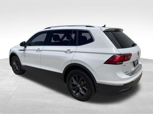 Used 2024 Volkswagen Tiguan SE FWD image 7
