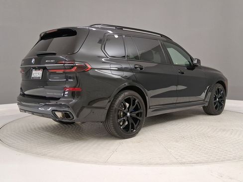 Certified 2023 BMW X7 xDrive40i w/ M Sport Package AWD/4WD image 7