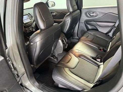 Certified 2022 Jeep Cherokee Trailhawk w/ Technology Group B image 34