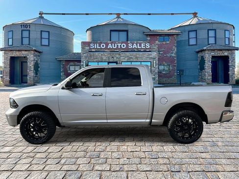 Used 2017 RAM 1500 Big Horn AWD/4WD image 2