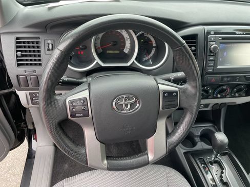 Used 2013 Toyota Tacoma 4x4 Access Cab V6 w/ Convenience Pkg image 16