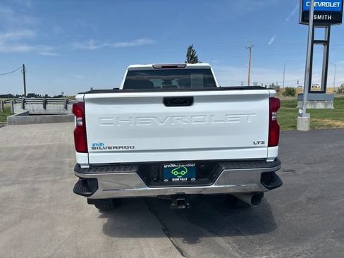 Certified 2024 Chevrolet Silverado 3500 LTZ AWD/4WD image 4