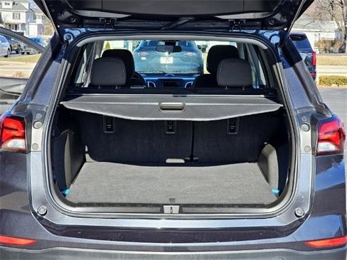 Used 2022 Chevrolet Equinox LT image 18