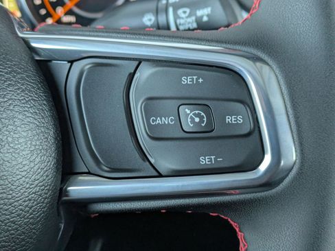 Used 2023 Jeep Gladiator Rubicon w/ LED Lighting Group image 15